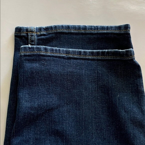 Silver Jeans Avery Straight High Rise Size 32 - Picture 14 of 16